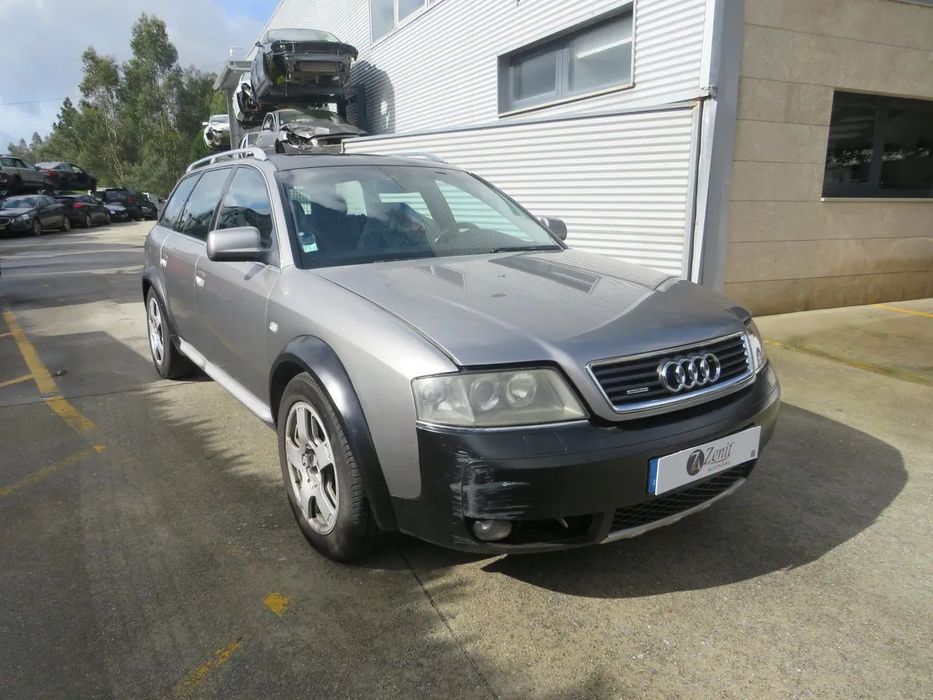 Audi A6 2.5 TDI (180cv) de 2002 - Peças Usadas (8187)