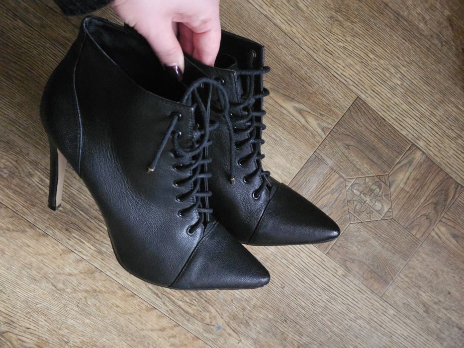 ботильйони 38 чоботи high heels демісезон