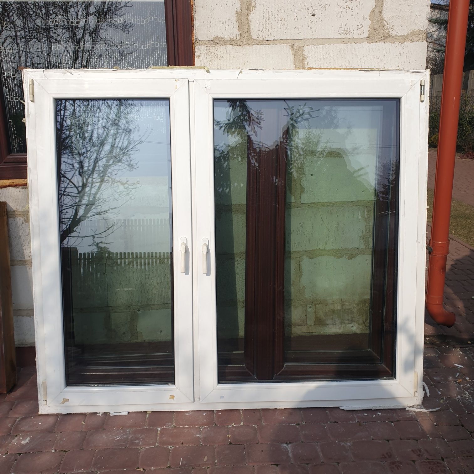 Okna drzwi PCV drewniane po demontażu mahoń białe brązowe 171x150cm