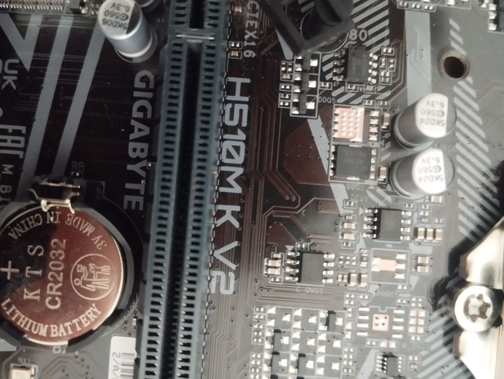 Материнська плата Gigabyte 1200socket