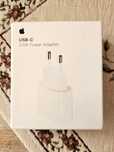 Szybka ładowarka Apple. USB-C 20W Power adapter.