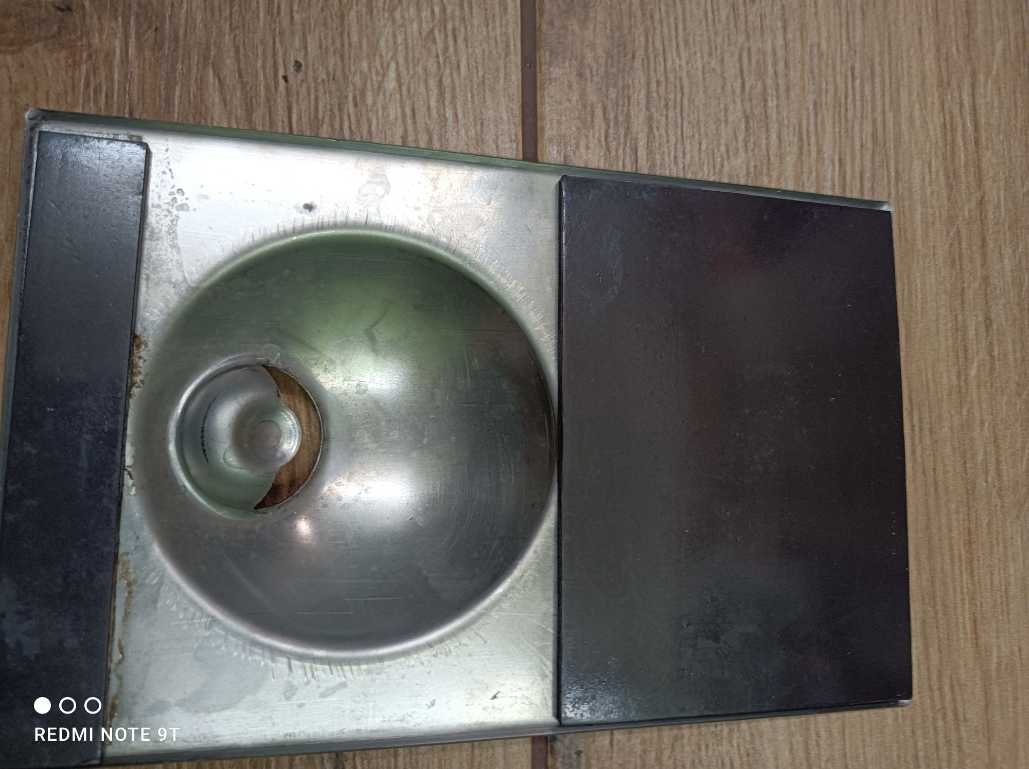 Otwieracz do butelek z magnesem na lodówkę
Otwieracz do butelek Z MA