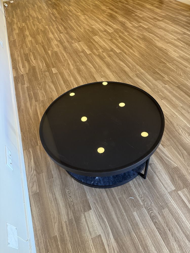 Mesa de centro em vidro