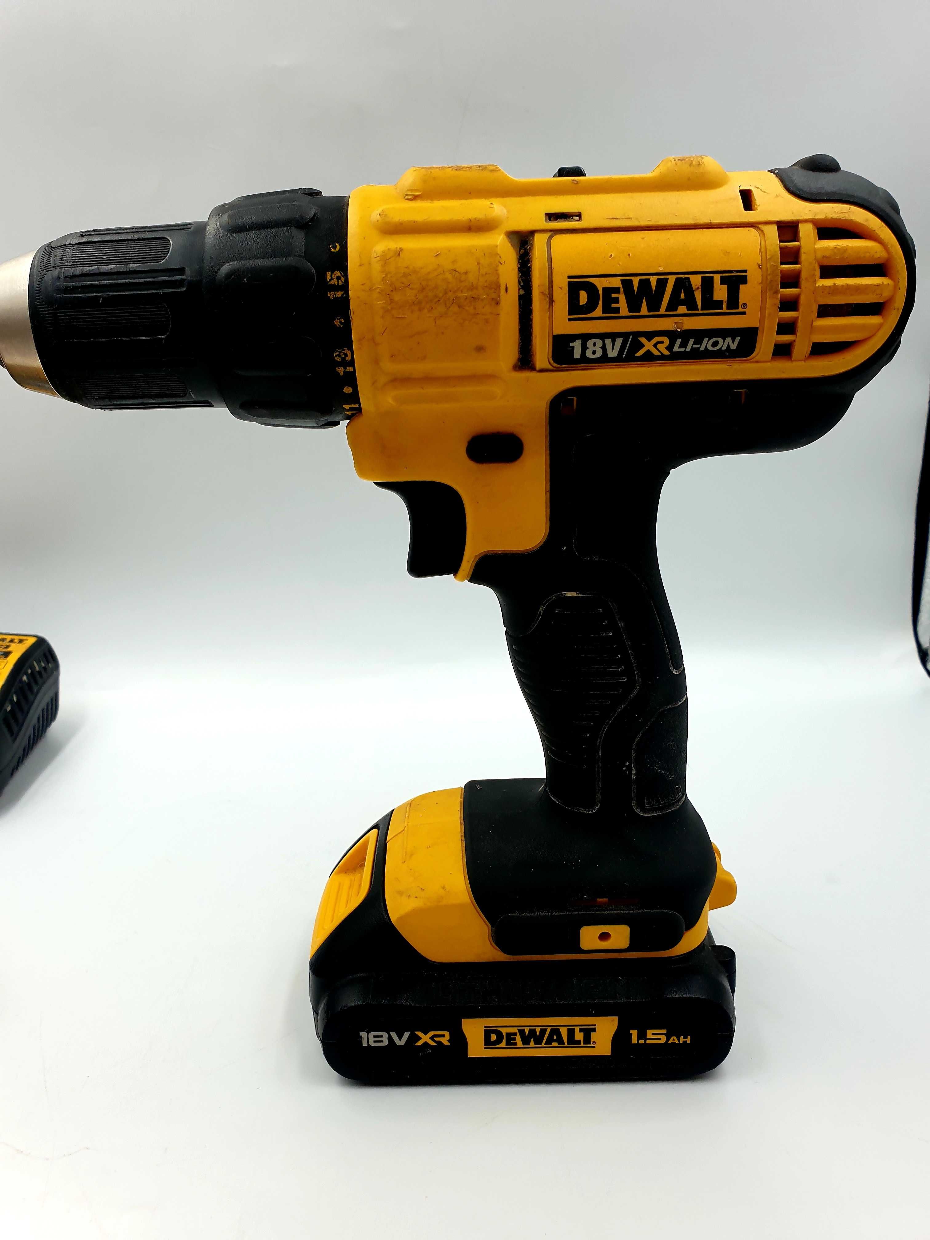 Wiertarko-wkrętarka DeWalt DCD771 + 3x bateria / Ładowarka / Walizka