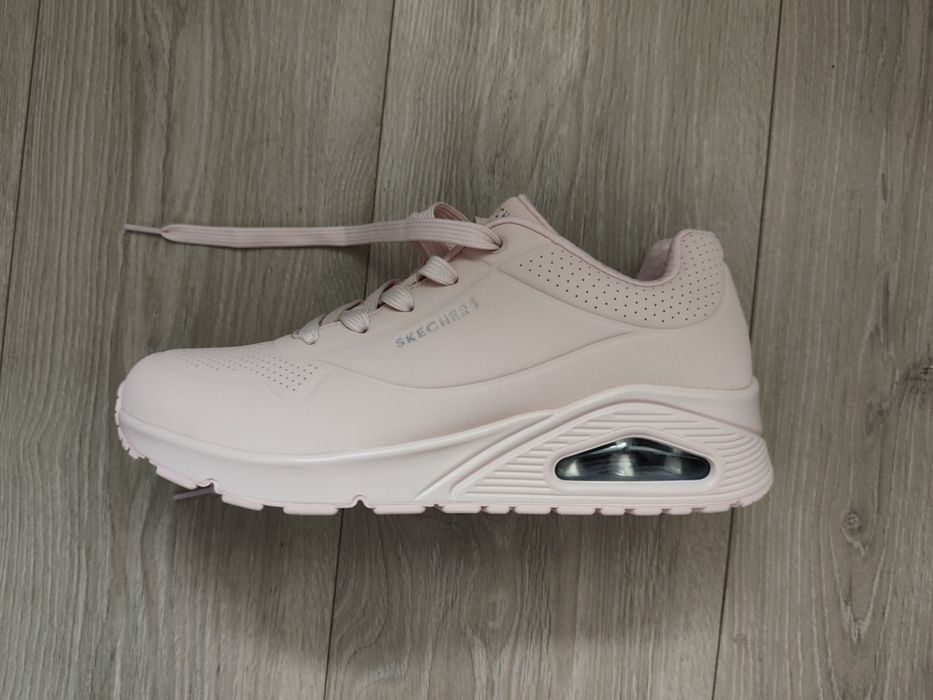 Кросівки жіночі 40 розмір