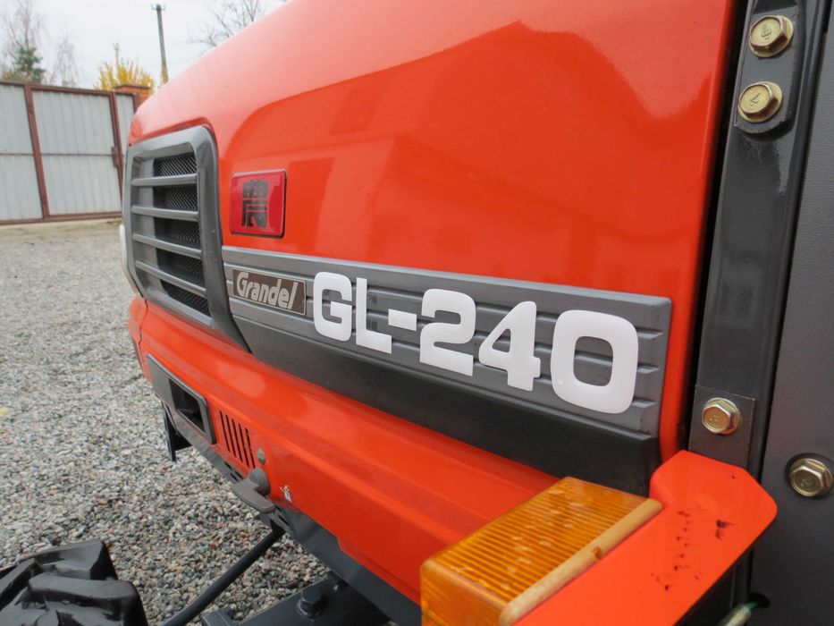 Трактор мінітрактор японський yanmar kubota