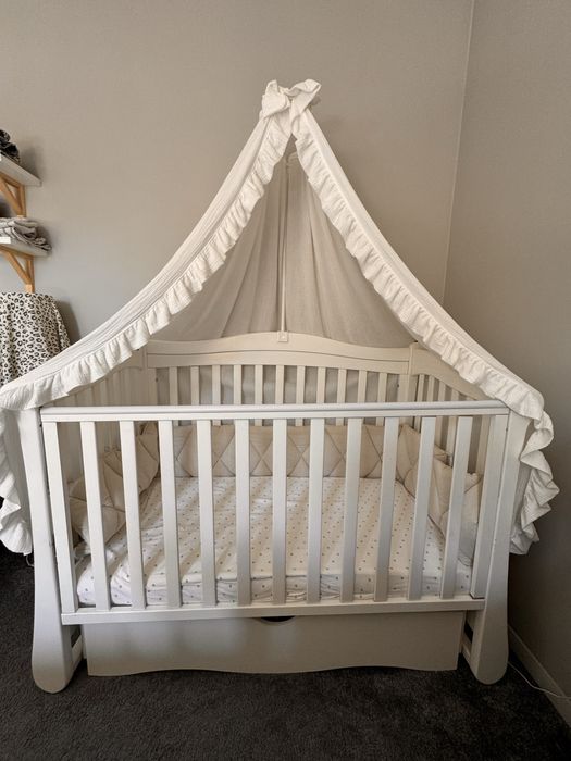 Ліжечко дитяче