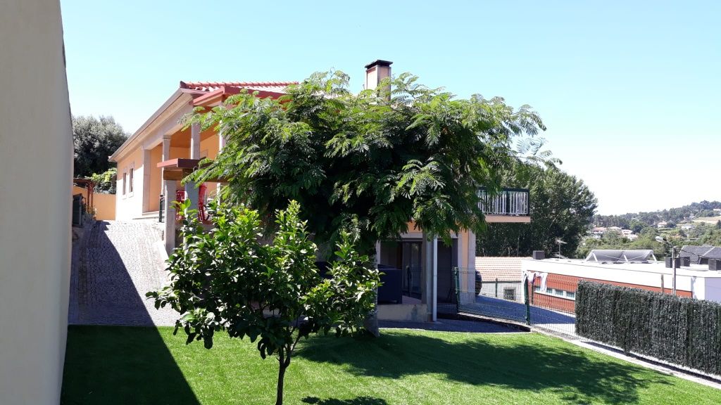 Vende se Moradia unifamiliar