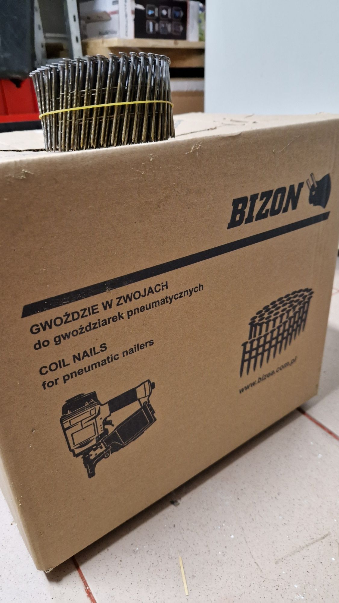 Karton gwoździ w zwojach 21X55BKR