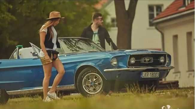 Ford Mustang 1967 wynajem cabrio do ślubu