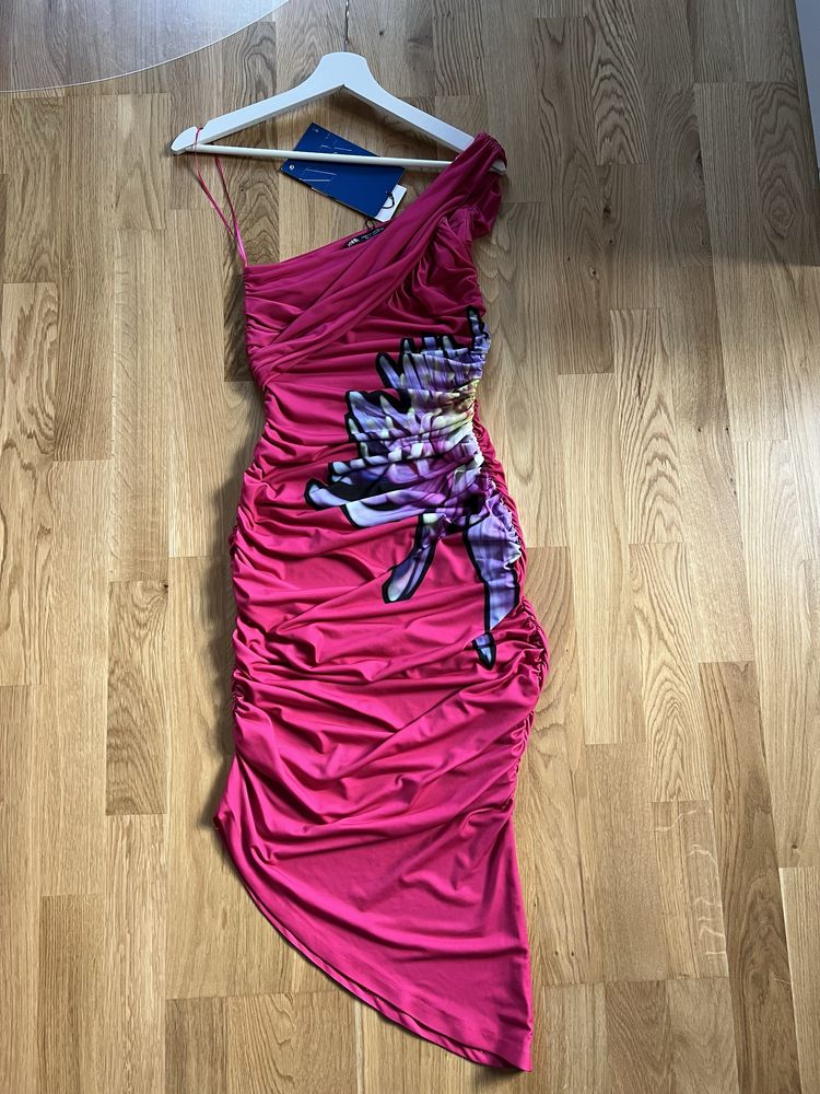 Sukienka zara drapowana m