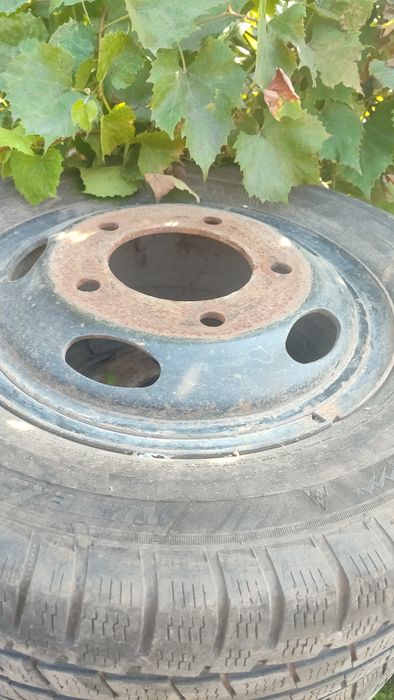 Продам резину диски колеса в зборі китайські вантажівки