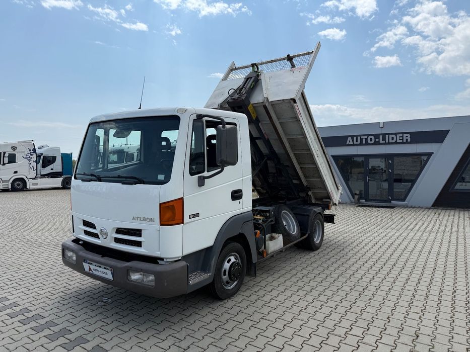 Nissan ATLEON 56.13 / HAKOWIEC / DMC 5600KG / TACHO TARCZKI / 49.000 KM ! ! ! / Z FRANCJI /  STAN BDB / / /
