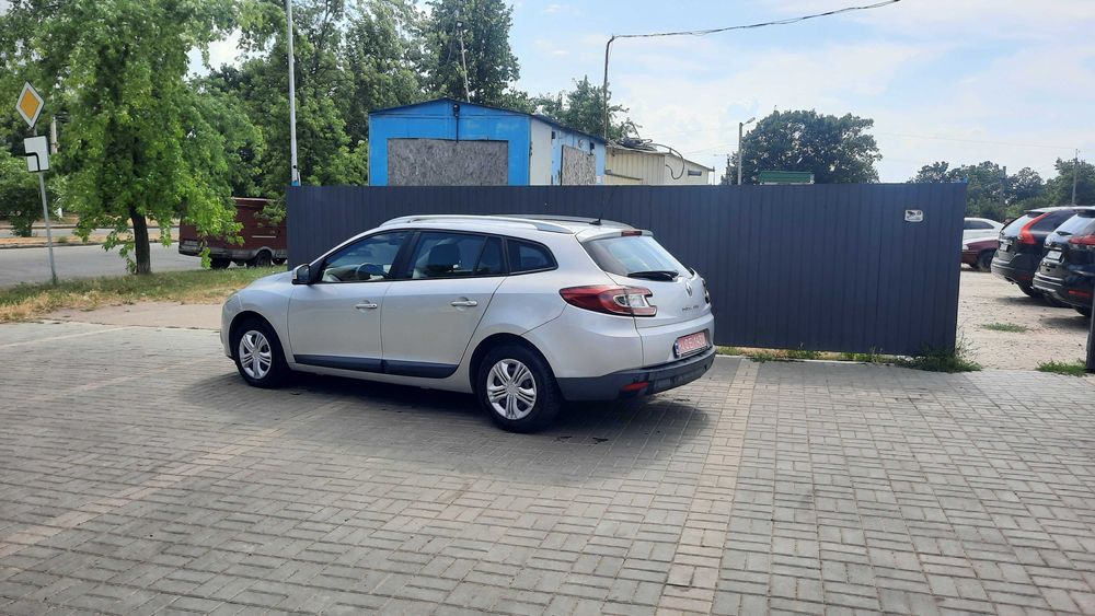 Рено Меган Renault Megane