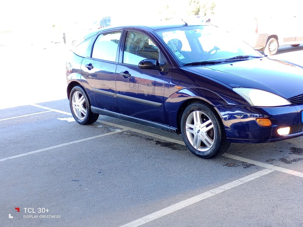 Ford focus 1.8 TDDI a gasóleo