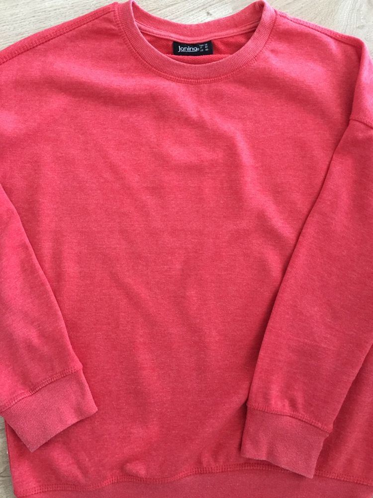 Bluza sportowa czerwona 38