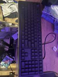 Klawiatura razer ornata v2 + podkladka swiecaca golathius chroma