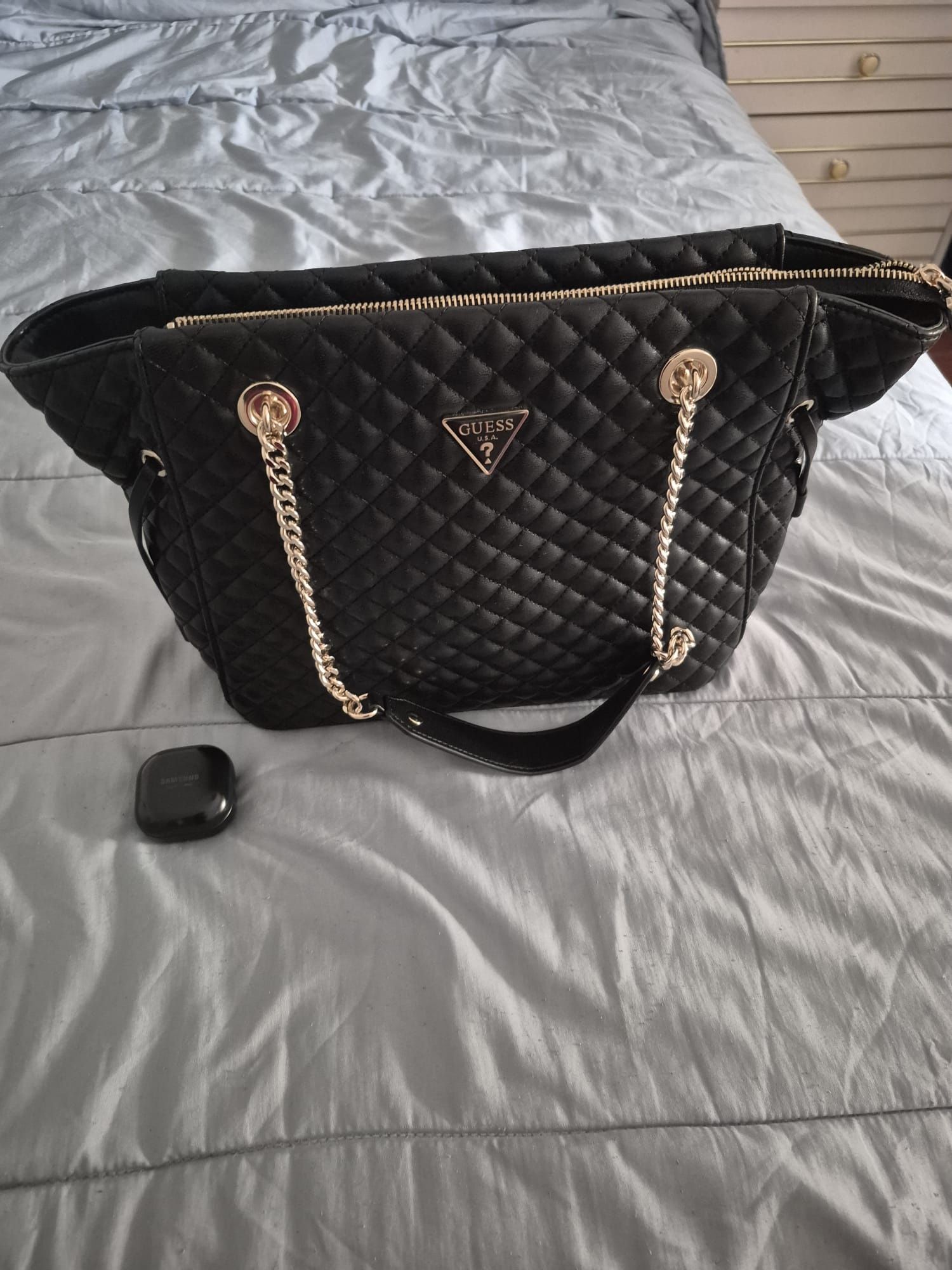 Bolsa guess como nova