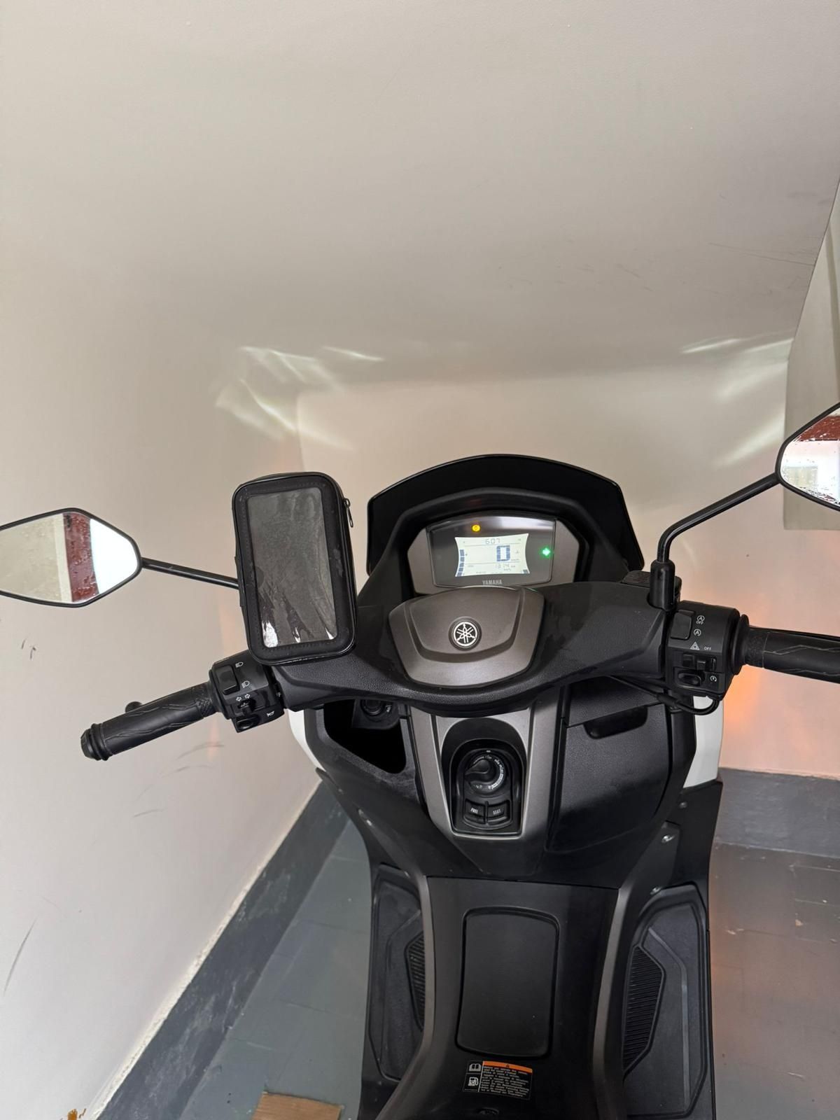 Vendo Yamaha N-max