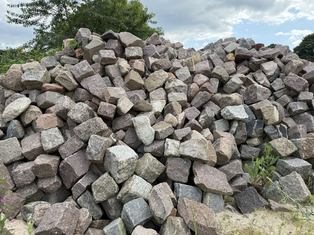 Kostka granitowa czerwona