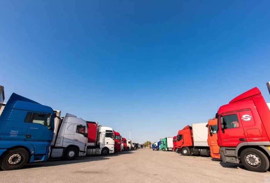 Tir Parking Szczecin-ochrona fiz, monitoring, oświetlenie, sanitariaty