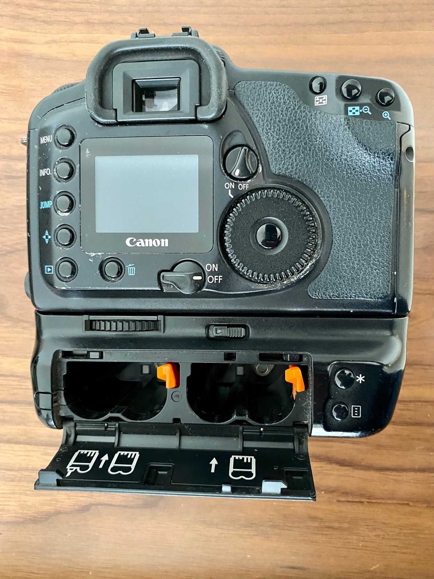 Câmara / máquina fotográfica Canon EOS 10D com Grip / Punho