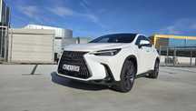 Lexus NX NX350h Omotenashi | 2023 | Cesja leasingu | Luxury + Panoramiczny dach