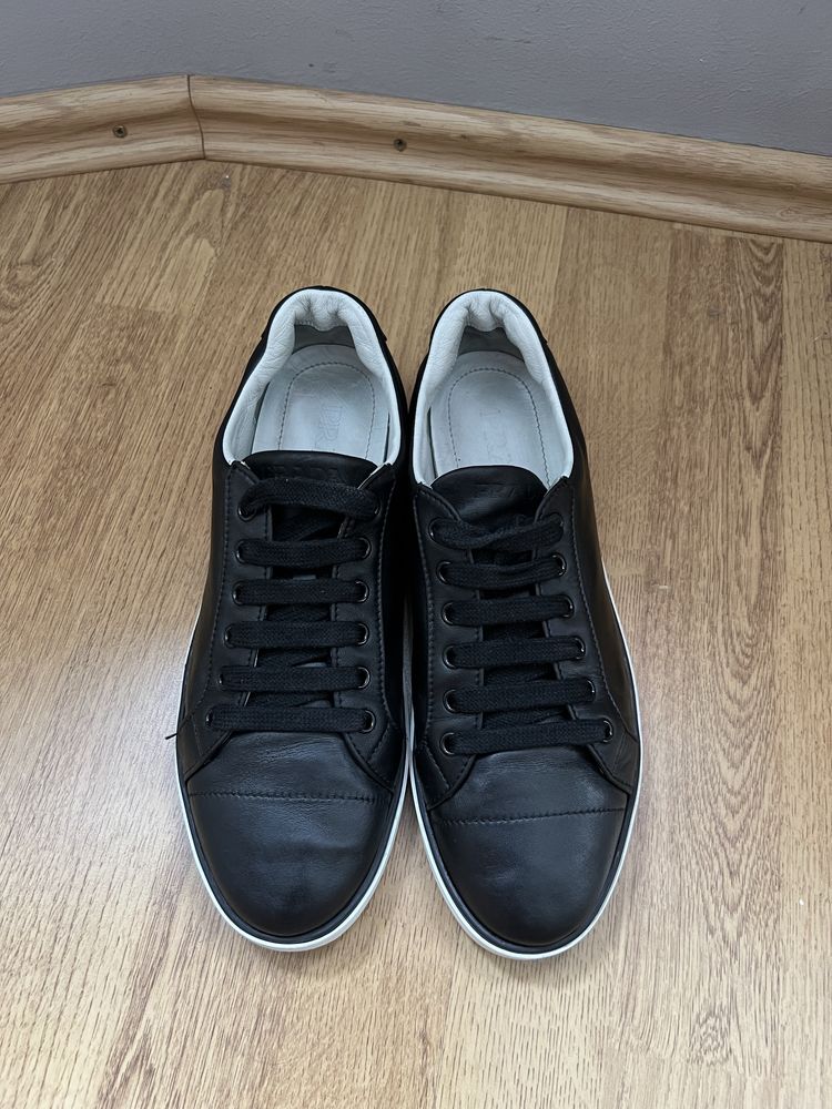 Buty niskie trampki sneakersy prada skórzane