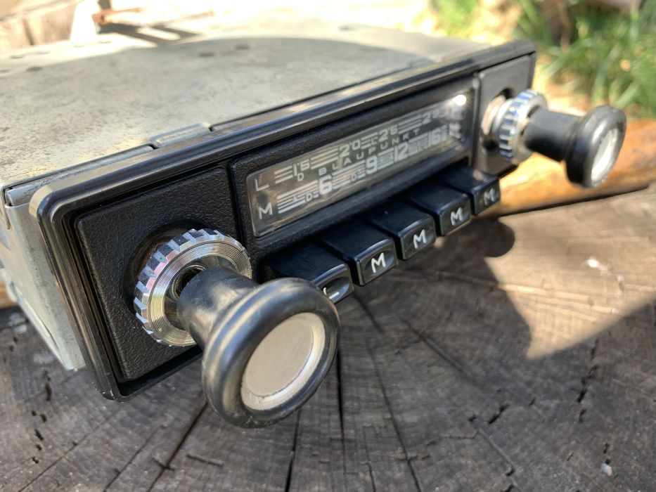 Автомобильное радио BLAUPUNKT Ретро