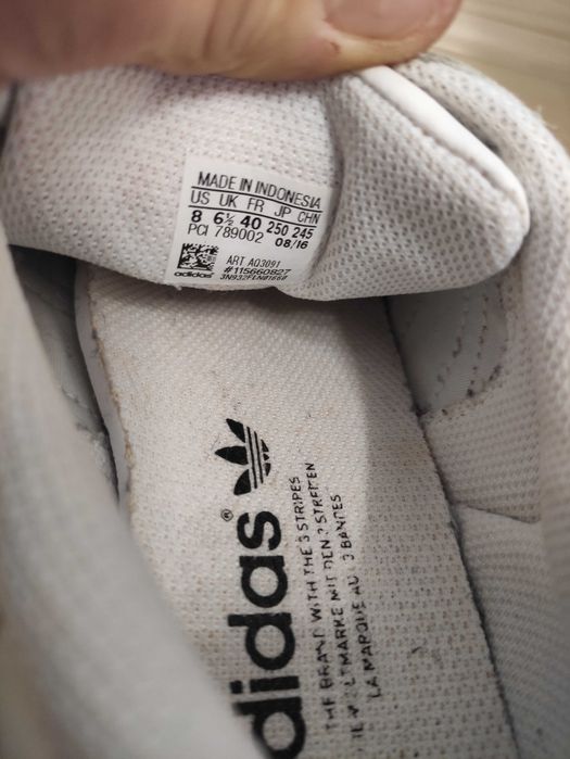 Damskie buty sportowe sneakersy Adidas Superstar 39 i 1/3 24,5 cm bdb