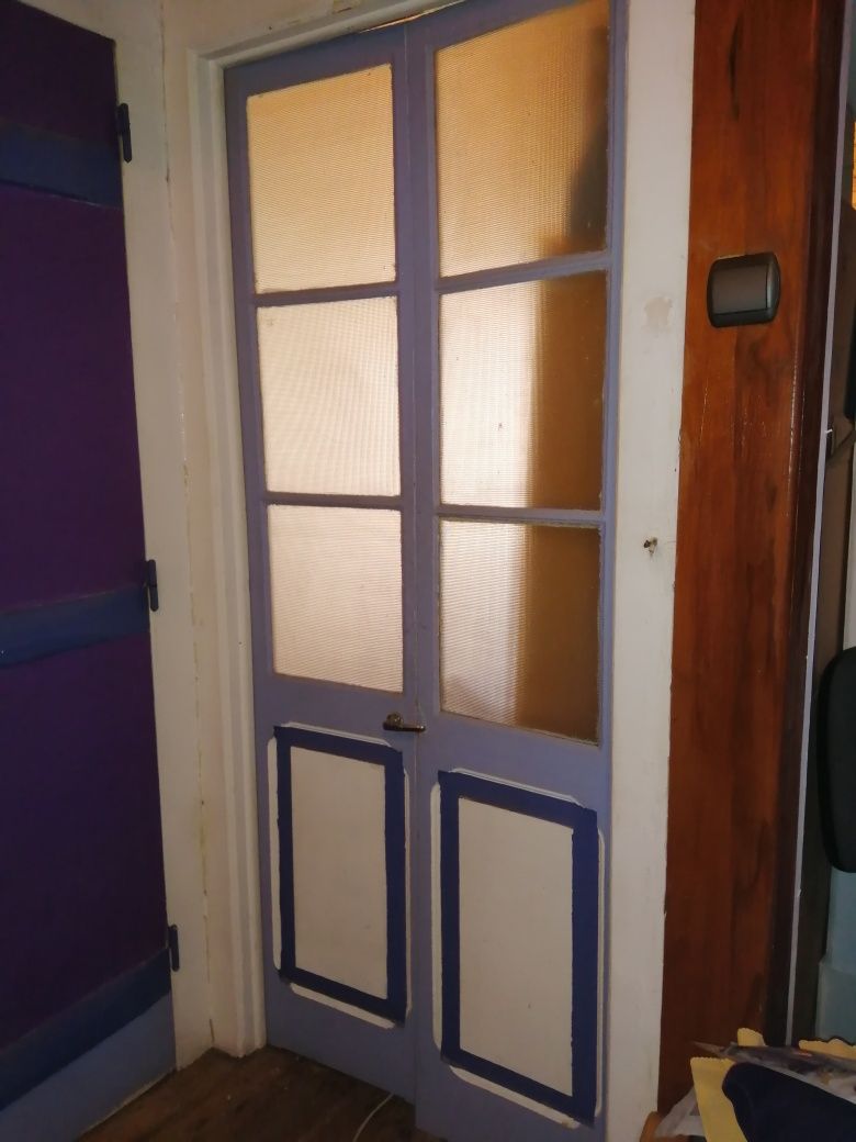 2 portas interiores antigas, folha dupla, vidro picotado