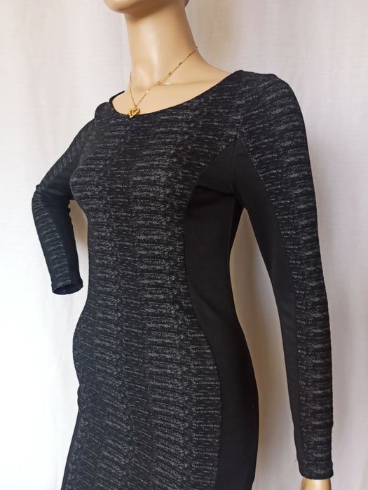 Sg Sukienka damska 34 , XS H&M mała czarna 34 , XS  , obcisła sukienka