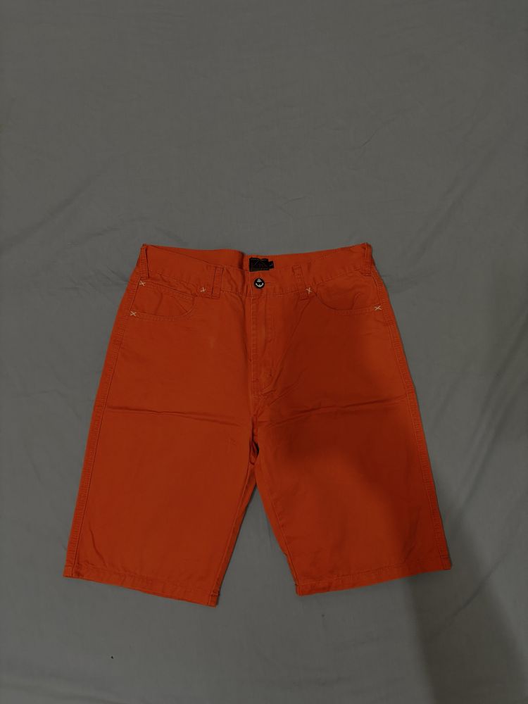 Продам шорты Evisu.