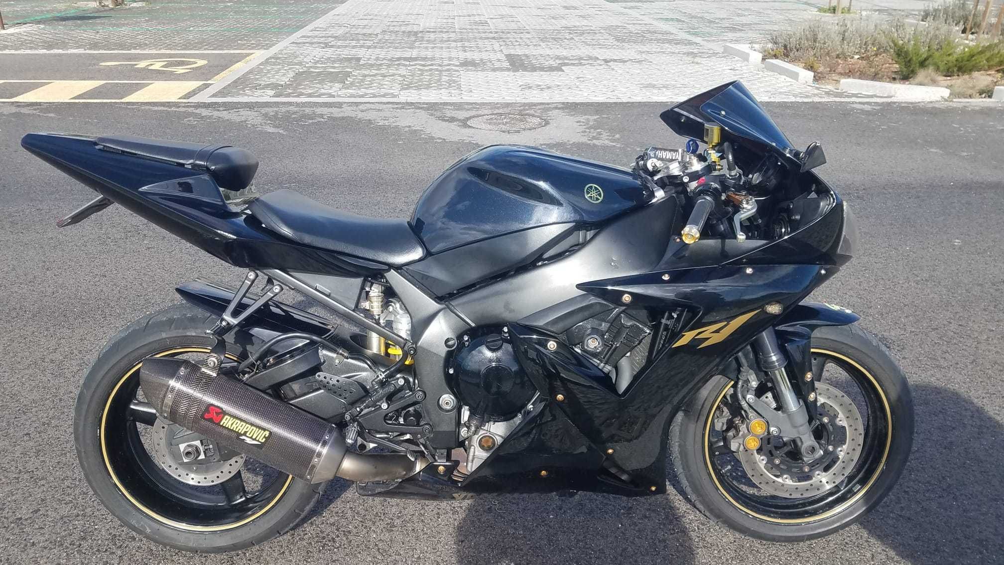 Yamaha YZF R1 2002