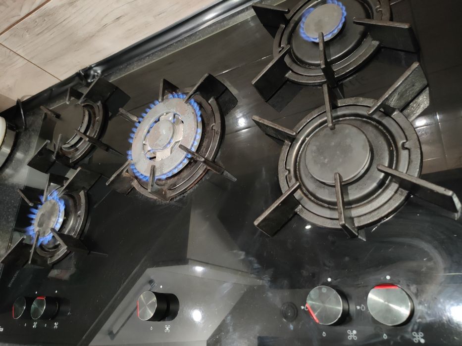 Płyta gazowa Amica 90 cm 5 palników szkło ceramiczne ruszta żeliwne