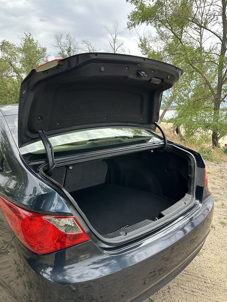 Hyundai sonata 2012 2.4 gdi бензин на автоматі