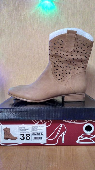 Чоботи козаки / ковбойські / жіночі