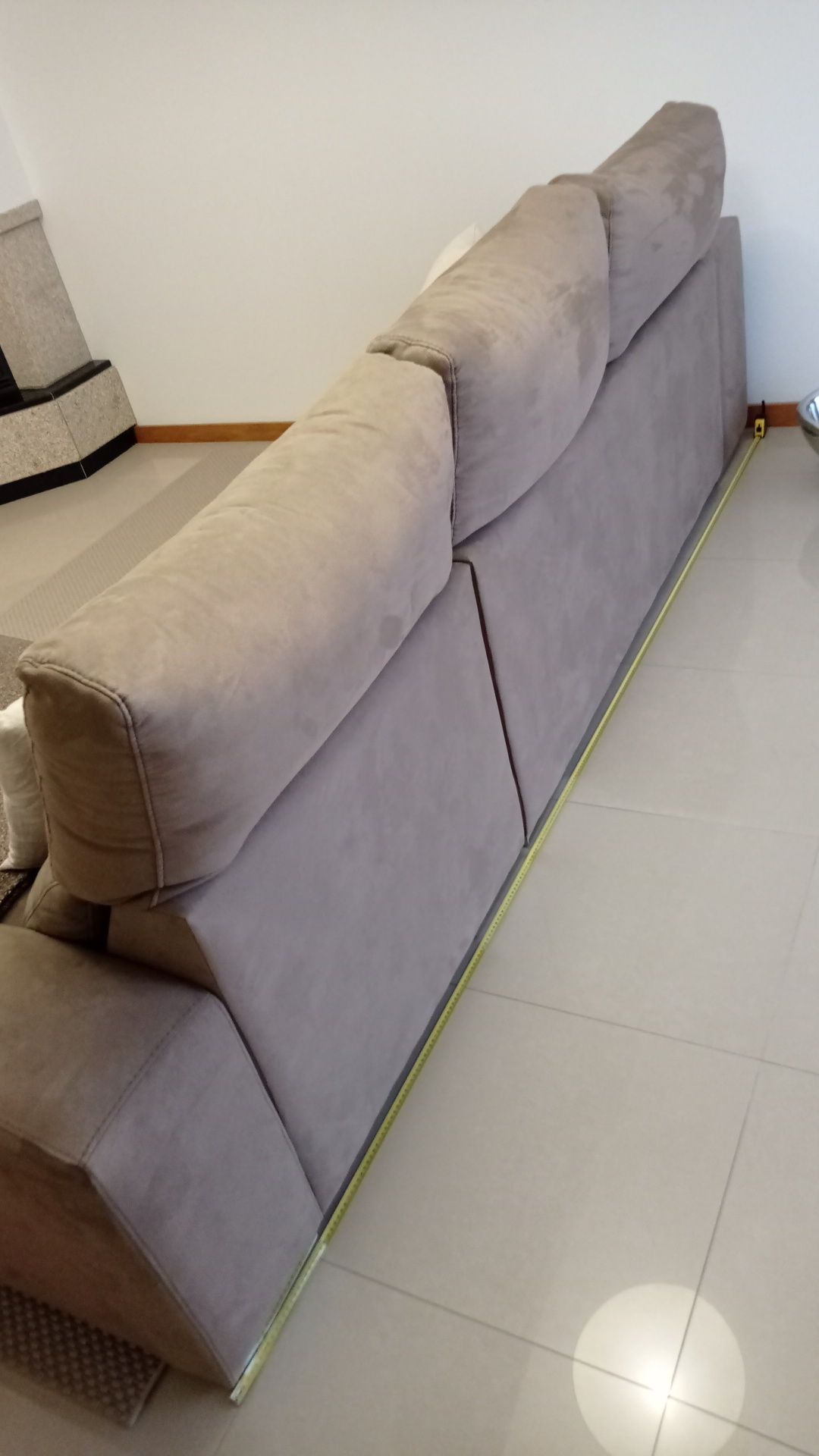 Sofá com chaise lounge