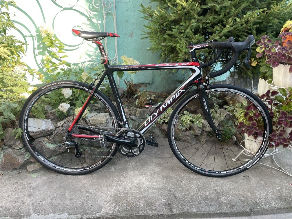 Ultegra КАРБОН шоссейный велосипед Olympia FSA