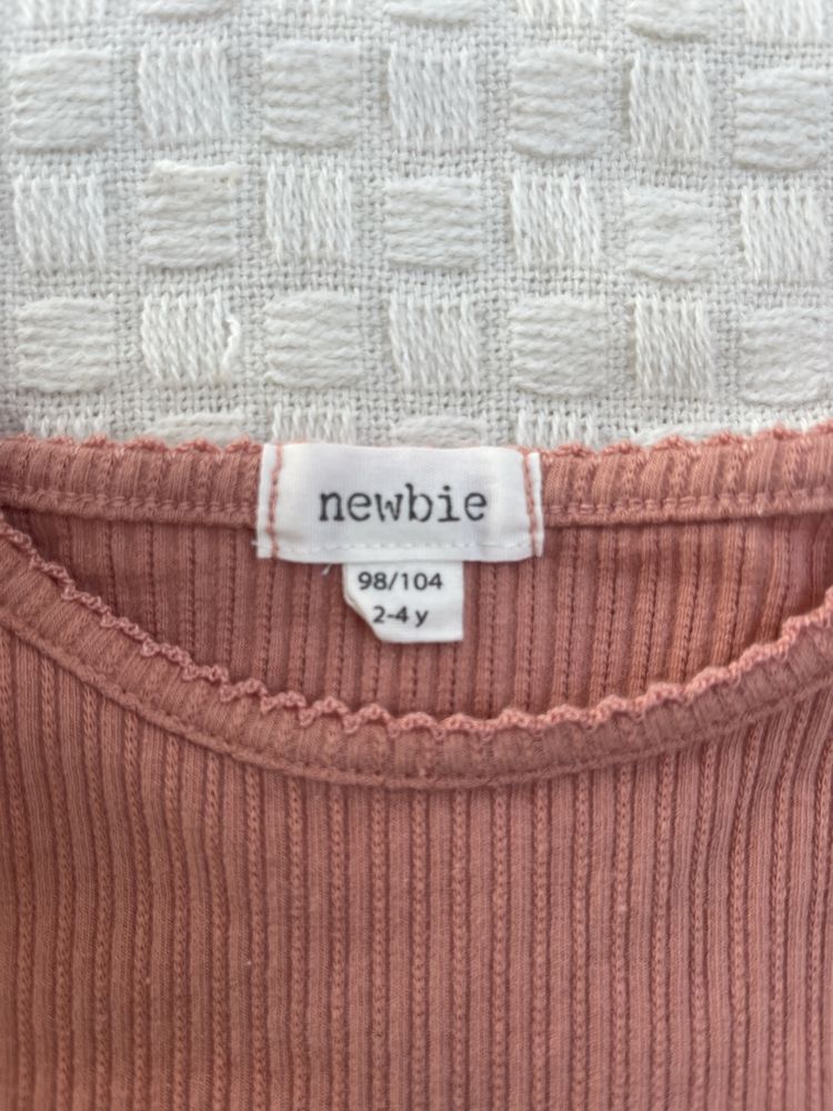 Bluzka Newbie 98/104 Blezeczka długi rękaw