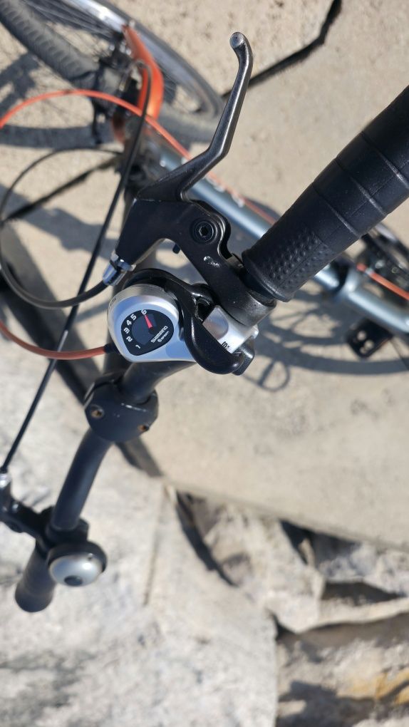 2x bicicletas dobráveis b. Fold