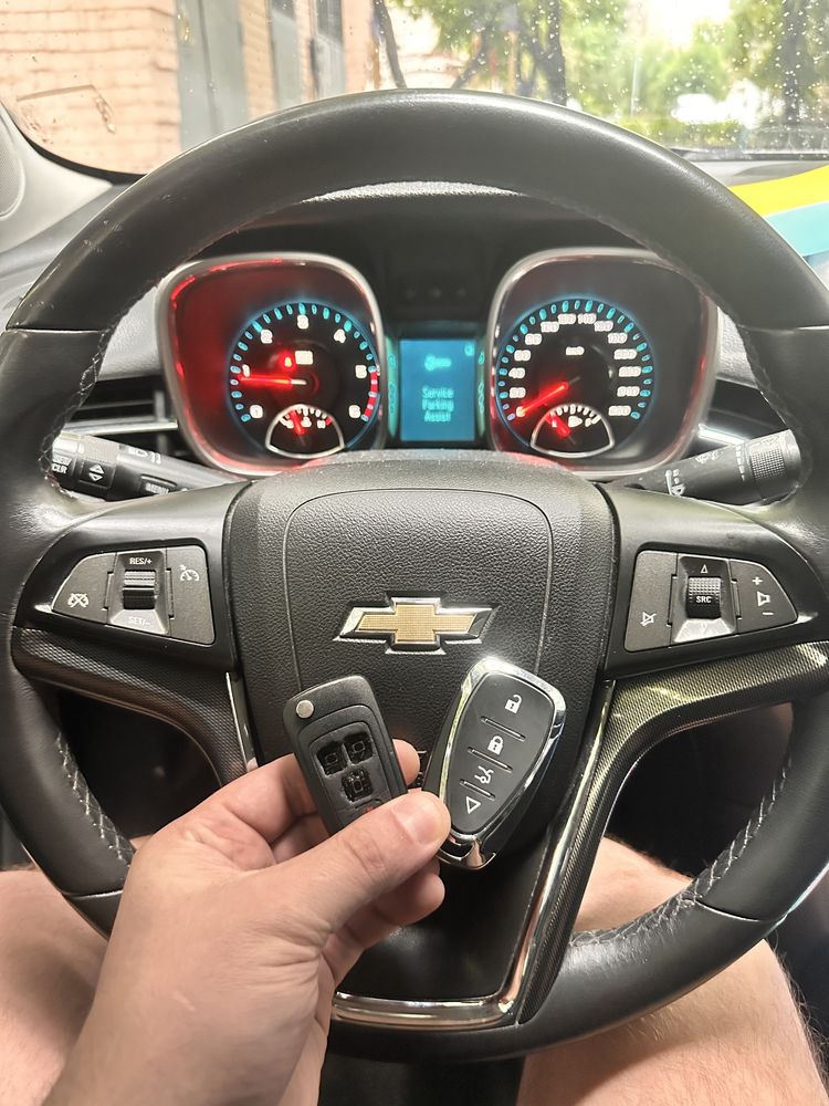 Автомобильные ключи с программированием