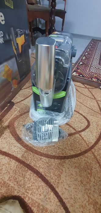 Продам Апарат для приготуваня Холодних напоїв