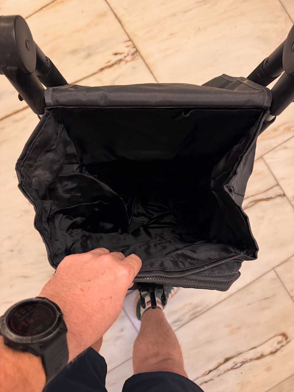 Carrinho de compras Go Up Playmarket Dobrável Preto/Cinza Perfeito