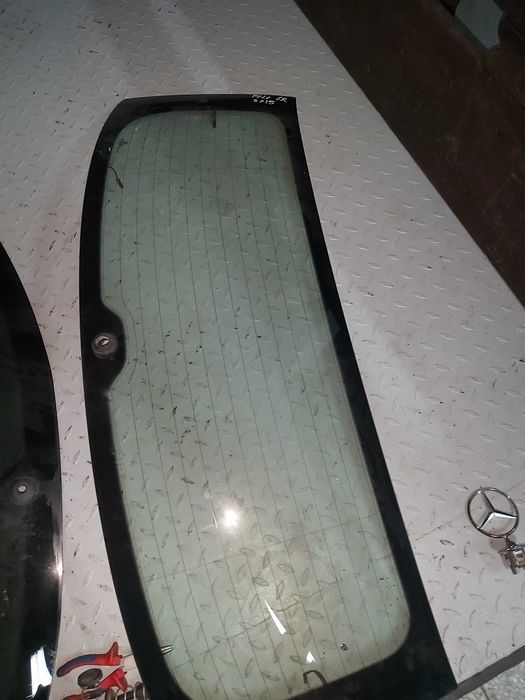 Vidro óculo trás tampa mala Polo 6r