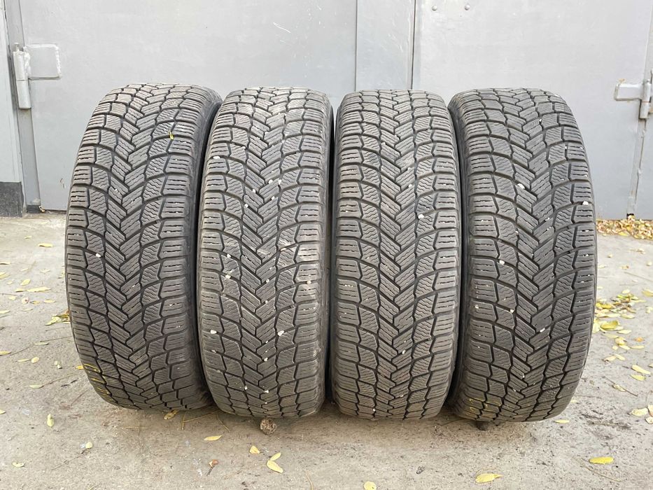 Резина MICHELIN X-ICE Snow 205 55 R 16