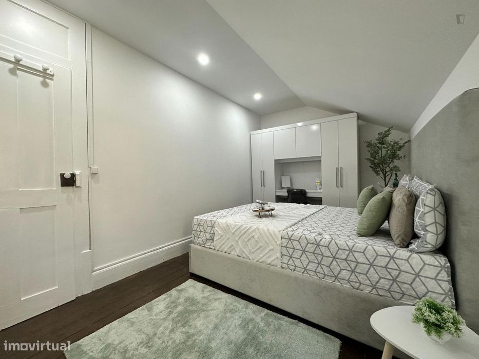 647110 - Quarto de casal moderno perto da...