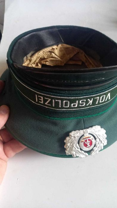Czapka z NRD Volkspolizei DDR.