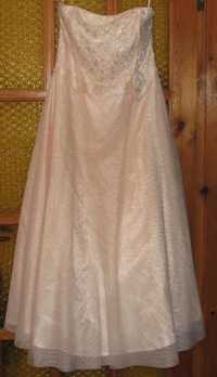Дизайнерское платье красивое розовое гипюр кружево свадебное праздничн