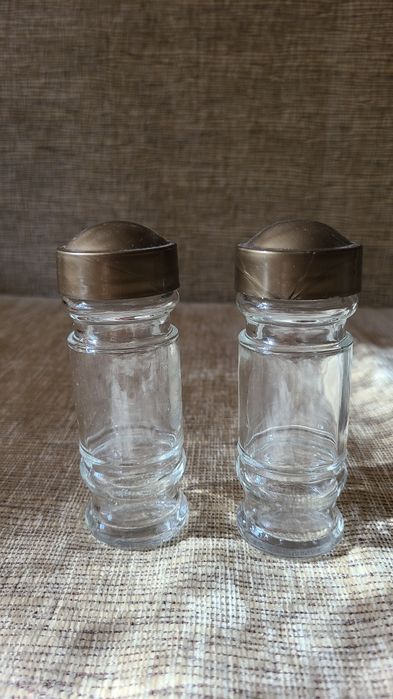 Нові скляні банки для спецій